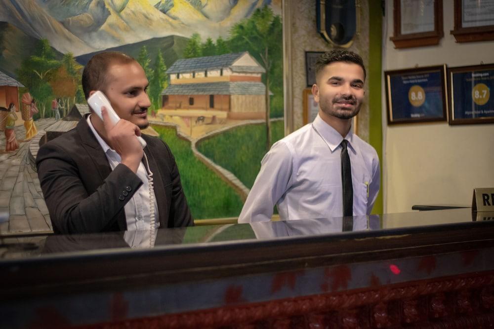 فندق وشقق ألباين كاتماندو المظهر الخارجي الصورة